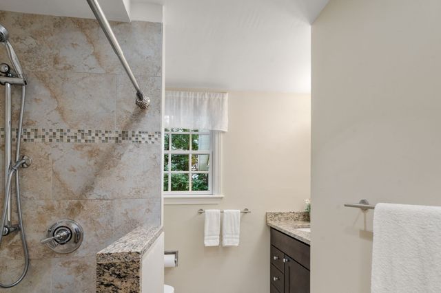 165 Lockland Ave, Framingham, MA 01701
