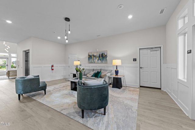 1600 Gathering Park Circle 304, Cary, NC 27519