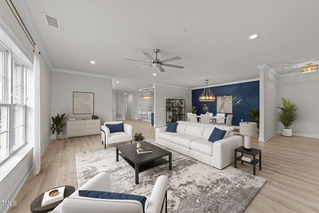 1600 Gathering Park Circle 304, Cary, NC 27519