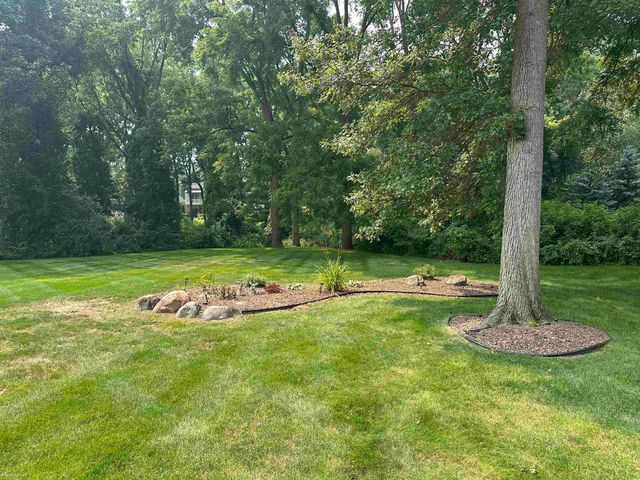 5500 Crystal Creek Lane, Washington Twp, MI 48094