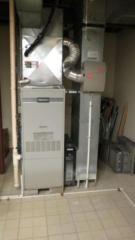 5500 Crystal Creek Lane, Washington Twp, MI 48094