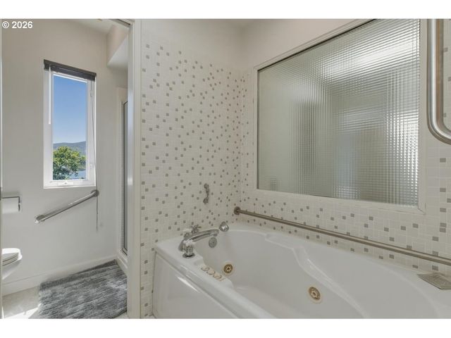 9180 KEYS Pl, Gleneden Beach, OR 97388