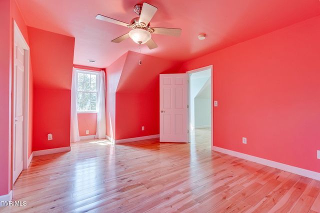 4303 Highway 11w, Blountville, TN 37617