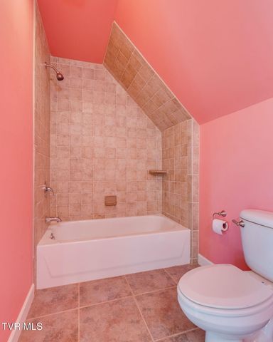4303 Highway 11w, Blountville, TN 37617
