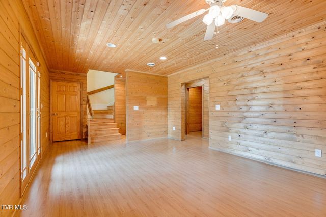 4303 Highway 11w, Blountville, TN 37617