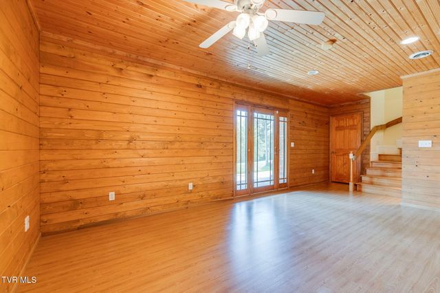 4303 Highway 11w, Blountville, TN 37617