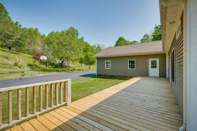 4303 Highway 11w, Blountville, TN 37617