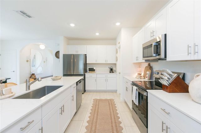 17703 HAPPYTRAILS STREET, Land O Lakes, FL 34638