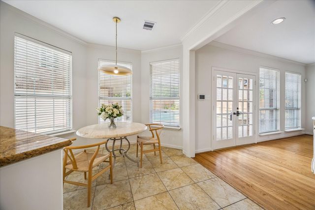4800 Holly Street, Bellaire, TX 77401