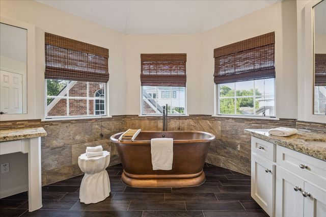 4800 Holly Street, Bellaire, TX 77401