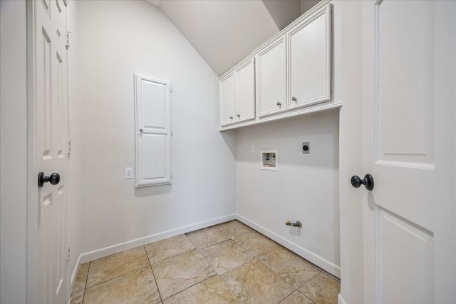 4800 Holly Street, Bellaire, TX 77401