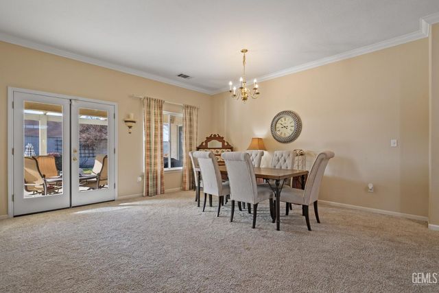 11415 Mercatello Avenue, Bakersfield, CA 93312