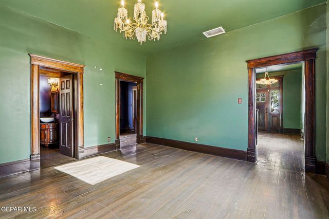 1117 ARIZONA Avenue, El Paso, TX 79902