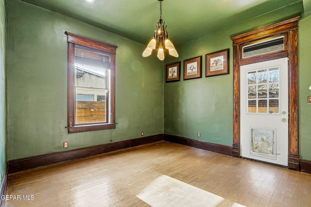 1117 ARIZONA Avenue, El Paso, TX 79902