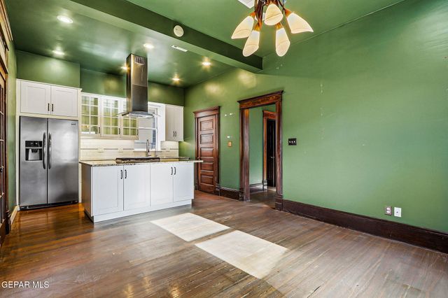 1117 ARIZONA Avenue, El Paso, TX 79902