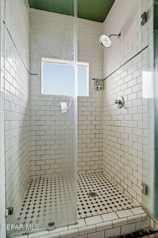 1117 ARIZONA Avenue, El Paso, TX 79902