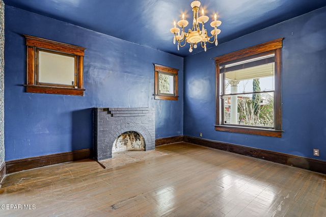 1117 ARIZONA Avenue, El Paso, TX 79902