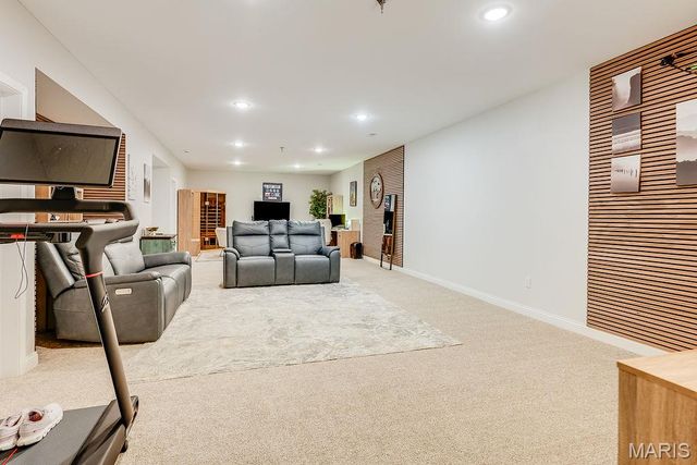 413 Rumsfeld Drive, Troy, IL 62294