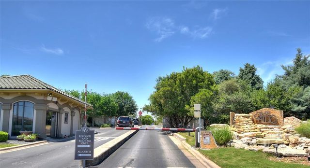 5 Tournament WAY 12, The Hills, TX 78738