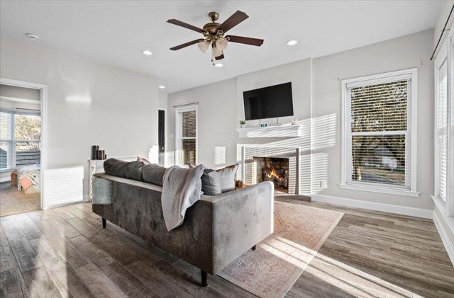 5 Tournament WAY 12, The Hills, TX 78738