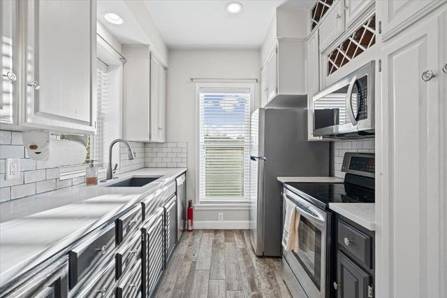 5 Tournament WAY 12, The Hills, TX 78738