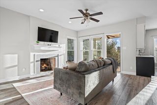 5 Tournament WAY 12, The Hills, TX 78738