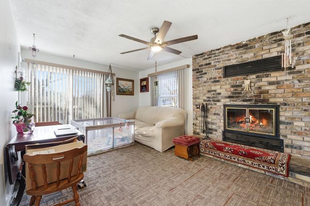 711 84th Avenue NE, Spring Lake Park, MN 55432