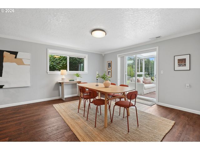 16070 S HOLCOMB Blvd, Oregon City, OR 97045