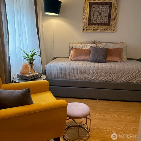 5822 74th Drive NE, Marysville, WA 98270