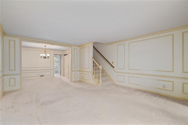 8373 Somerset Drive, Prairie Village, KS 66207