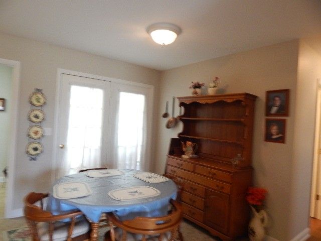 385 Creek Ln, Mcminnville, TN 37110