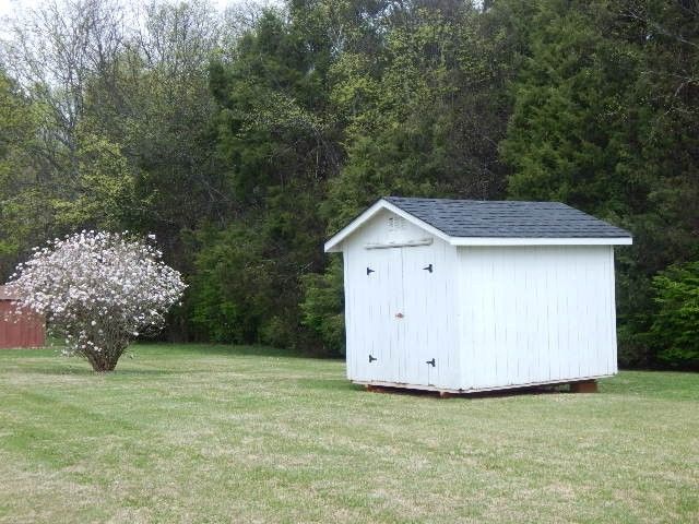 385 Creek Ln, Mcminnville, TN 37110