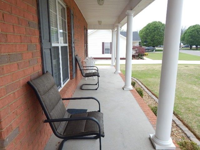 385 Creek Ln, Mcminnville, TN 37110