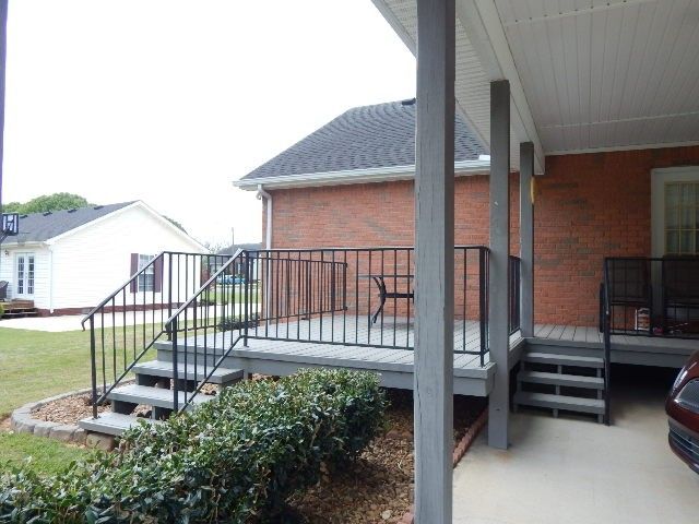 385 Creek Ln, Mcminnville, TN 37110