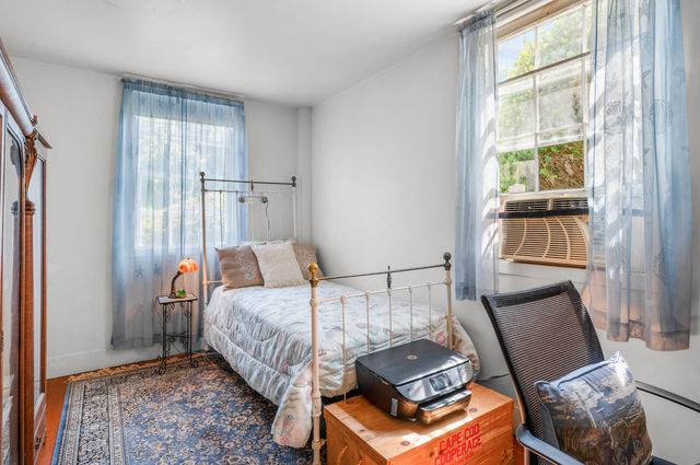 64 Riverside Drive, West Harwich, MA 02671