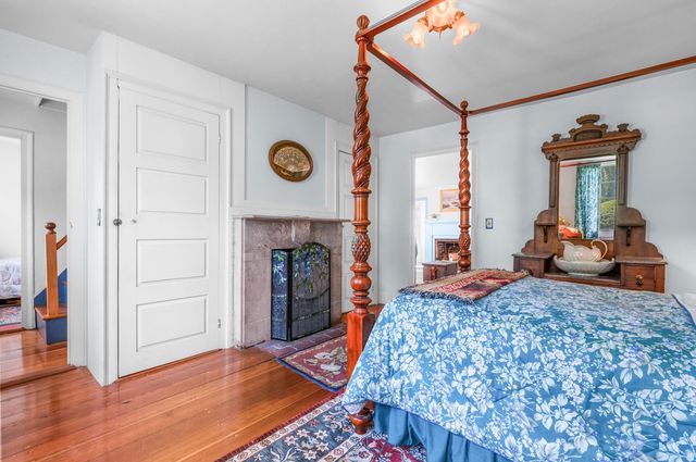 64 Riverside Drive, West Harwich, MA 02671