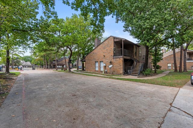 7200 W T C Jester Boulevard W 1004, Houston, TX 77088