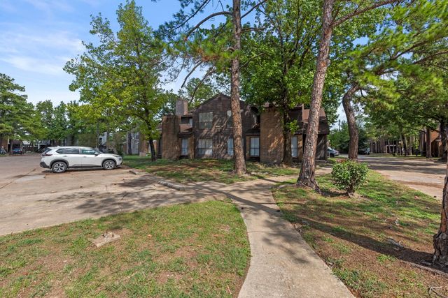 7200 W T C Jester Boulevard W 1004, Houston, TX 77088