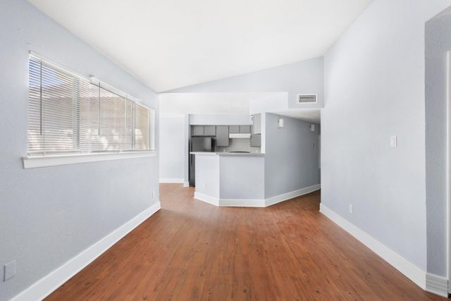 7200 W T C Jester Boulevard W 1004, Houston, TX 77088