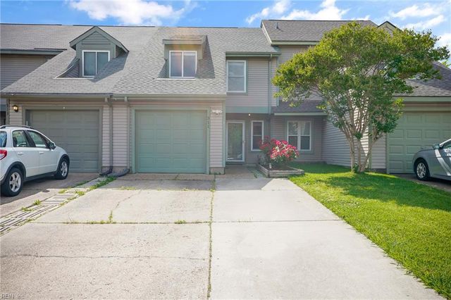 311 Woods Edge Ct, Virginia Beach, VA 23462