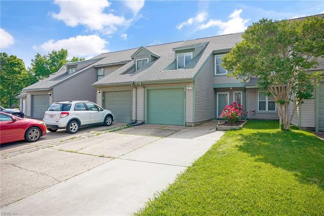 311 Woods Edge Ct, Virginia Beach, VA 23462
