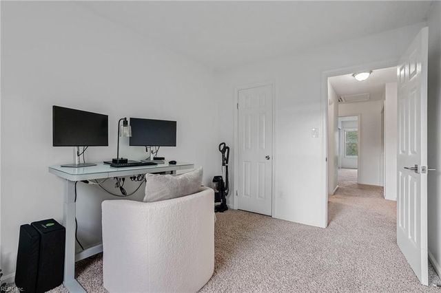 311 Woods Edge Ct, Virginia Beach, VA 23462
