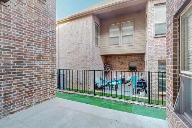 6818 Cortona Lane, Frisco, TX 75034