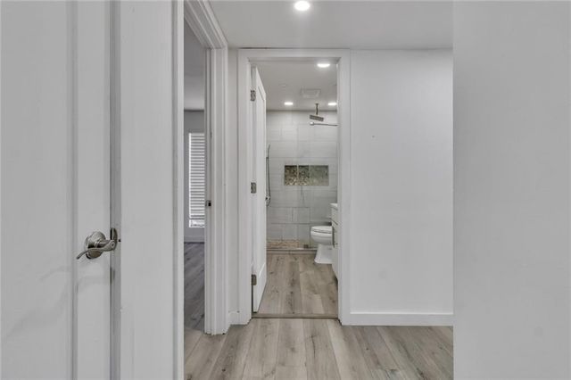 5641 Kingsport Drive 8, Atlanta, GA 30342