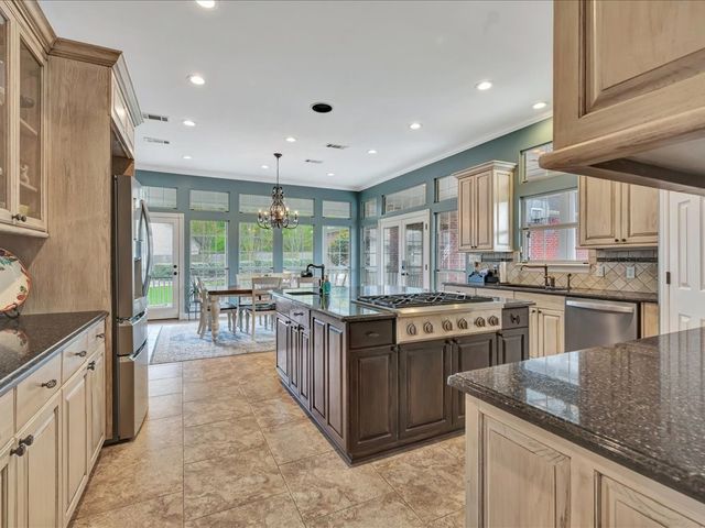 1808 Columbine Drive, Lufkin, TX 75904