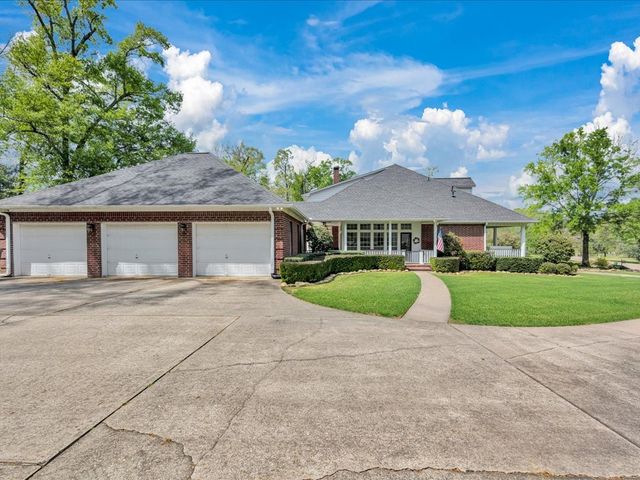 1808 Columbine Drive, Lufkin, TX 75904