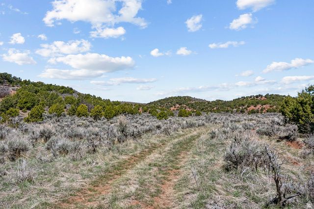 46997 W THUNDER RD, Fruitland, UT 84027