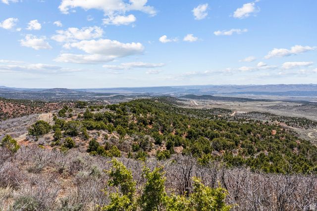 46997 W THUNDER RD, Fruitland, UT 84027