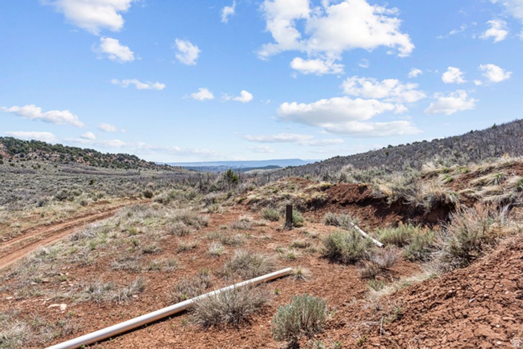 46997 W THUNDER RD, Fruitland, UT 84027