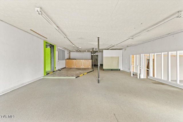 1412 Knob Creek Road, Johnson City, TN 37604